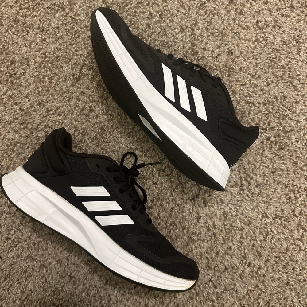 Adidas sneakers size 8